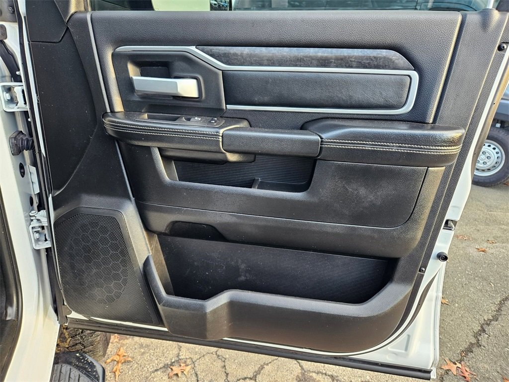 Certified 2020 RAM 3500 Big Horn w/ Night Edition image 17