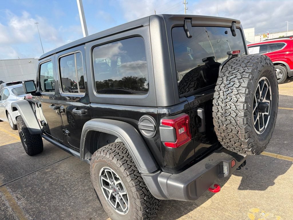 Used 2026 Jeep Wrangler Unlimited Rubicon AWD/4WD image 4