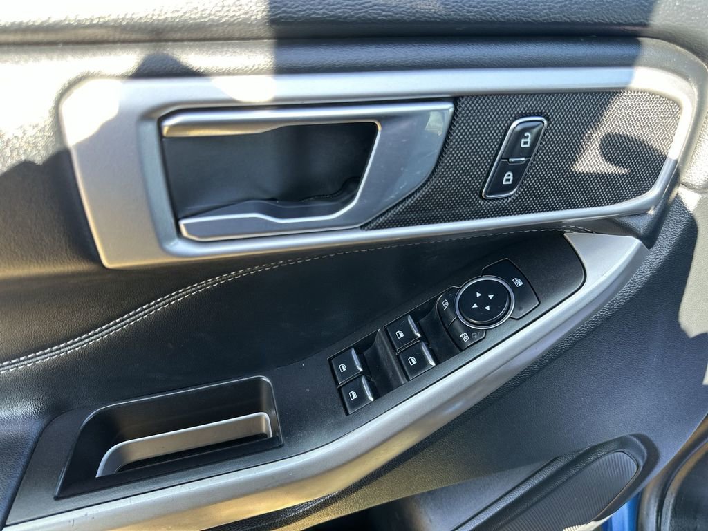Used 2023 Ford Explorer XLT w/ Equipment Group 202A image 13