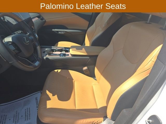 Used 2023 Lexus RX 350 Premium Plus w/ Accessory Package AWD/4WD image 5