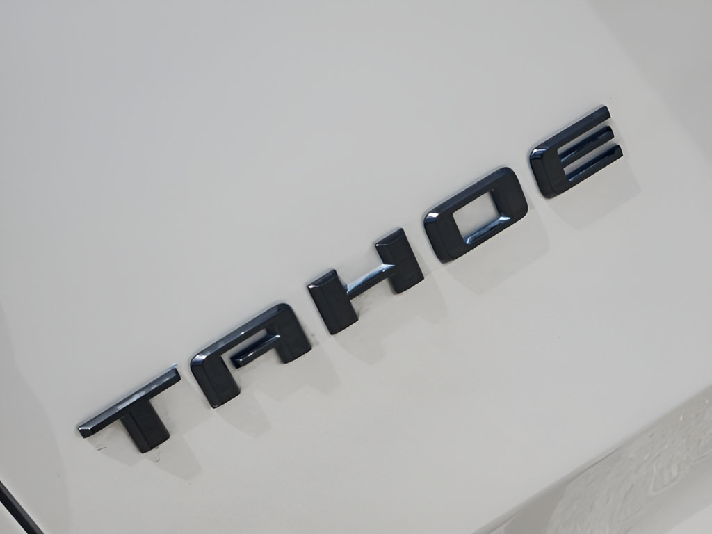 Used 2024 Chevrolet Tahoe Premier w/ Premium Package AWD/4WD image 12