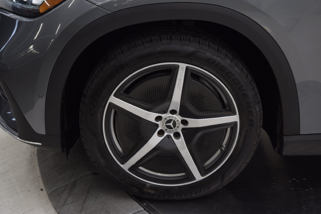 Used 2023 Mercedes-Benz EQE 350+ SUV image 12
