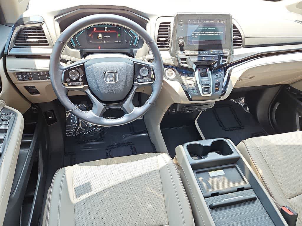Used 2022 Honda Odyssey Elite image 11