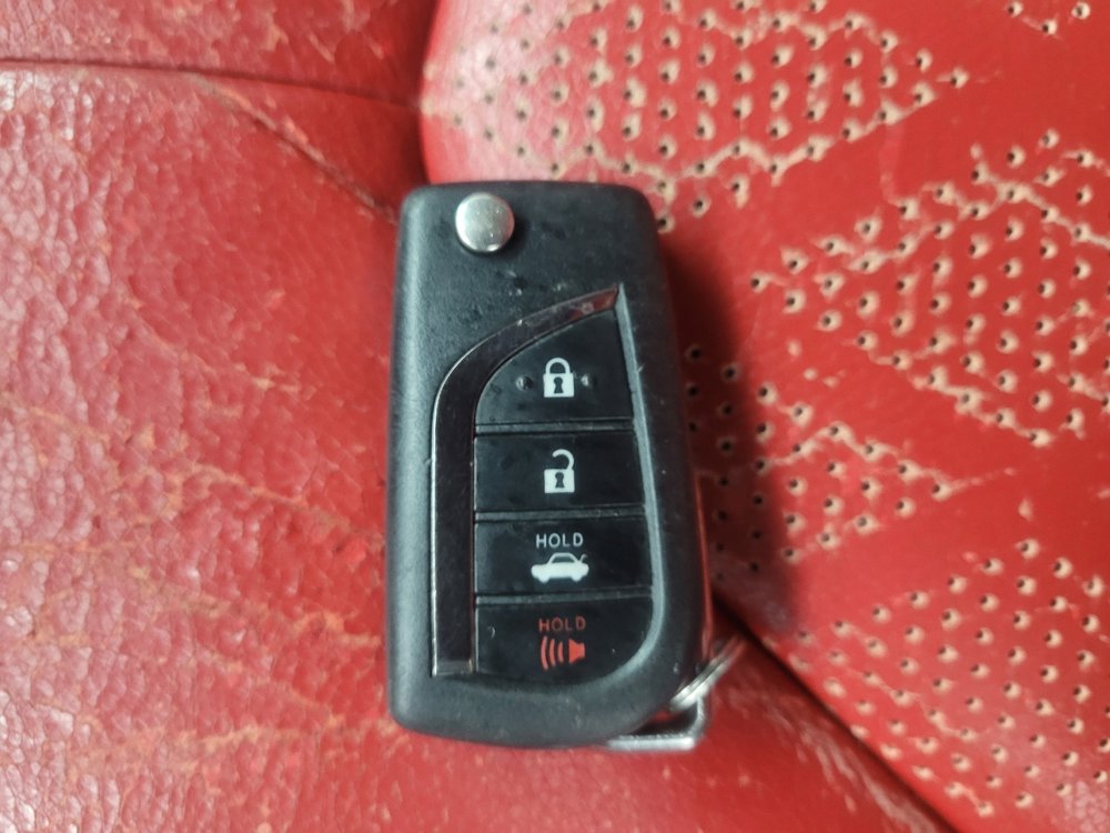 Used 2019 Toyota Camry SE image 32