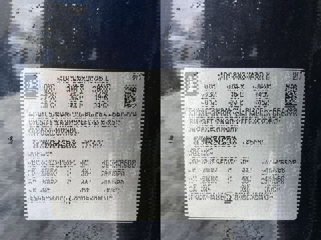 Used 2017 Cadillac XT5 Luxury w/ Driver Awareness Package image 34