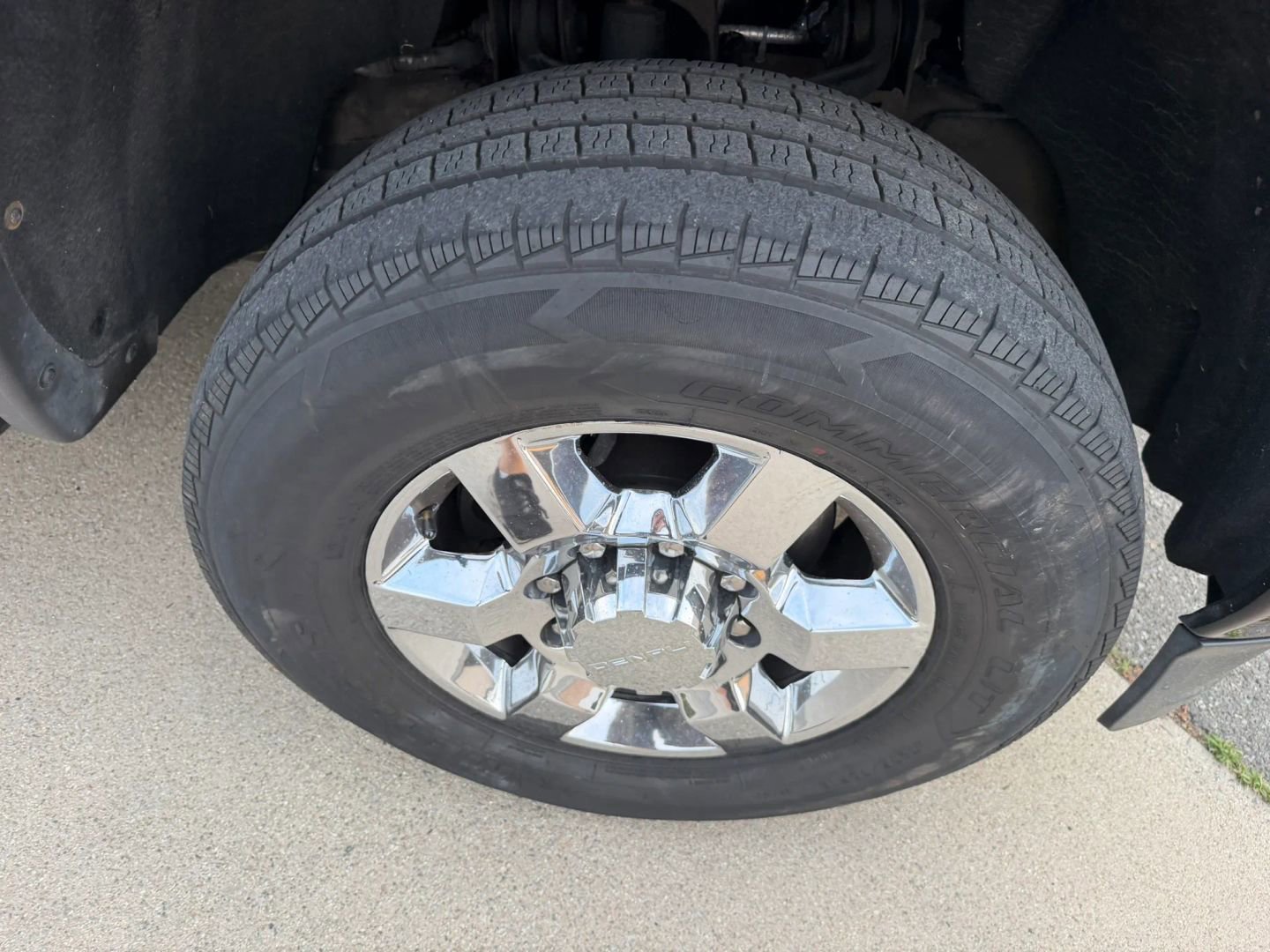 Used 2018 GMC Sierra 3500 Denali w/ Duramax Plus Package AWD/4WD image 33
