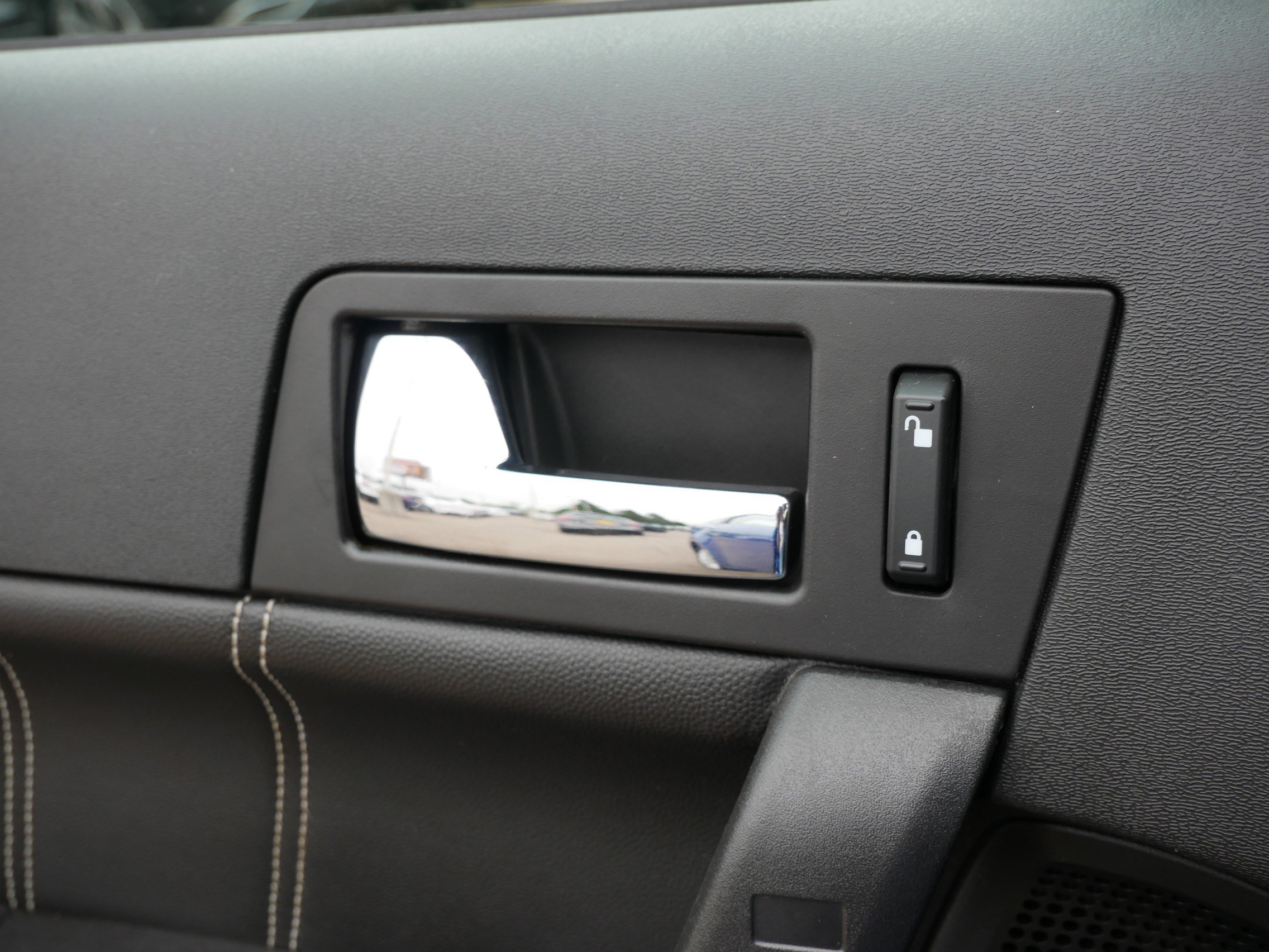 Used 2011 Ford Focus SEL FWD image 27