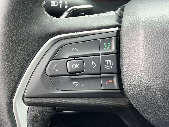 Used 2024 Jeep Grand Cherokee Altitude image 20