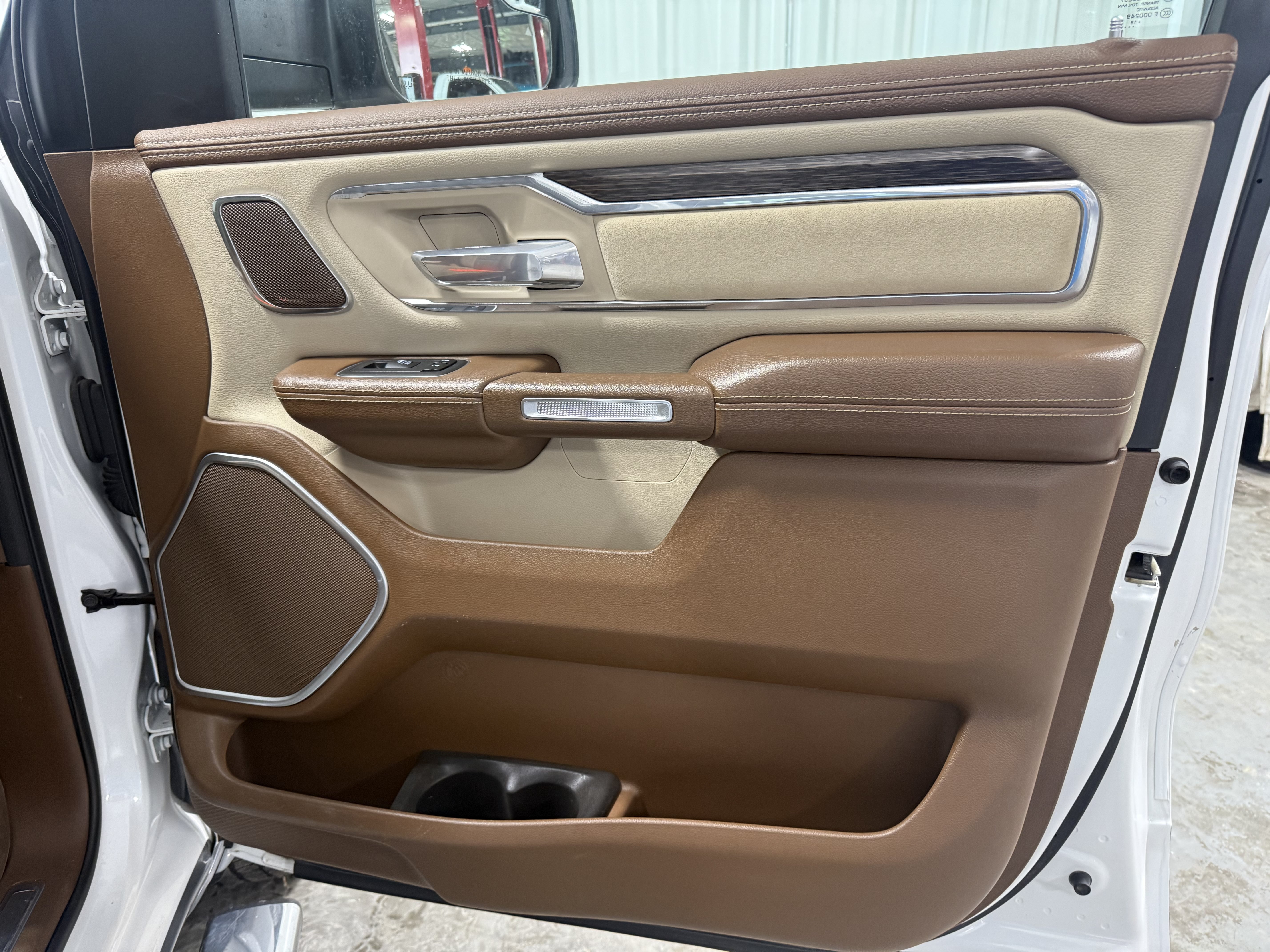 New 2026 Jeep Grand Cherokee L 4WD image 48