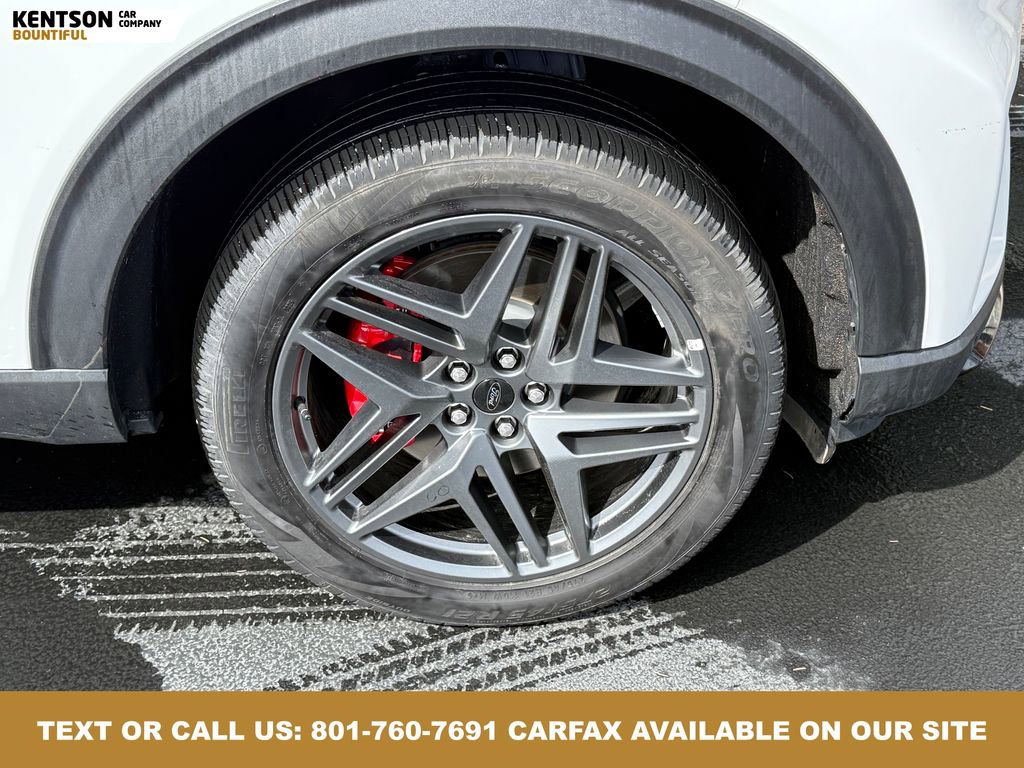 Used 2025 Ford Explorer ST-Line w/ ST-Line Street Pack image 15