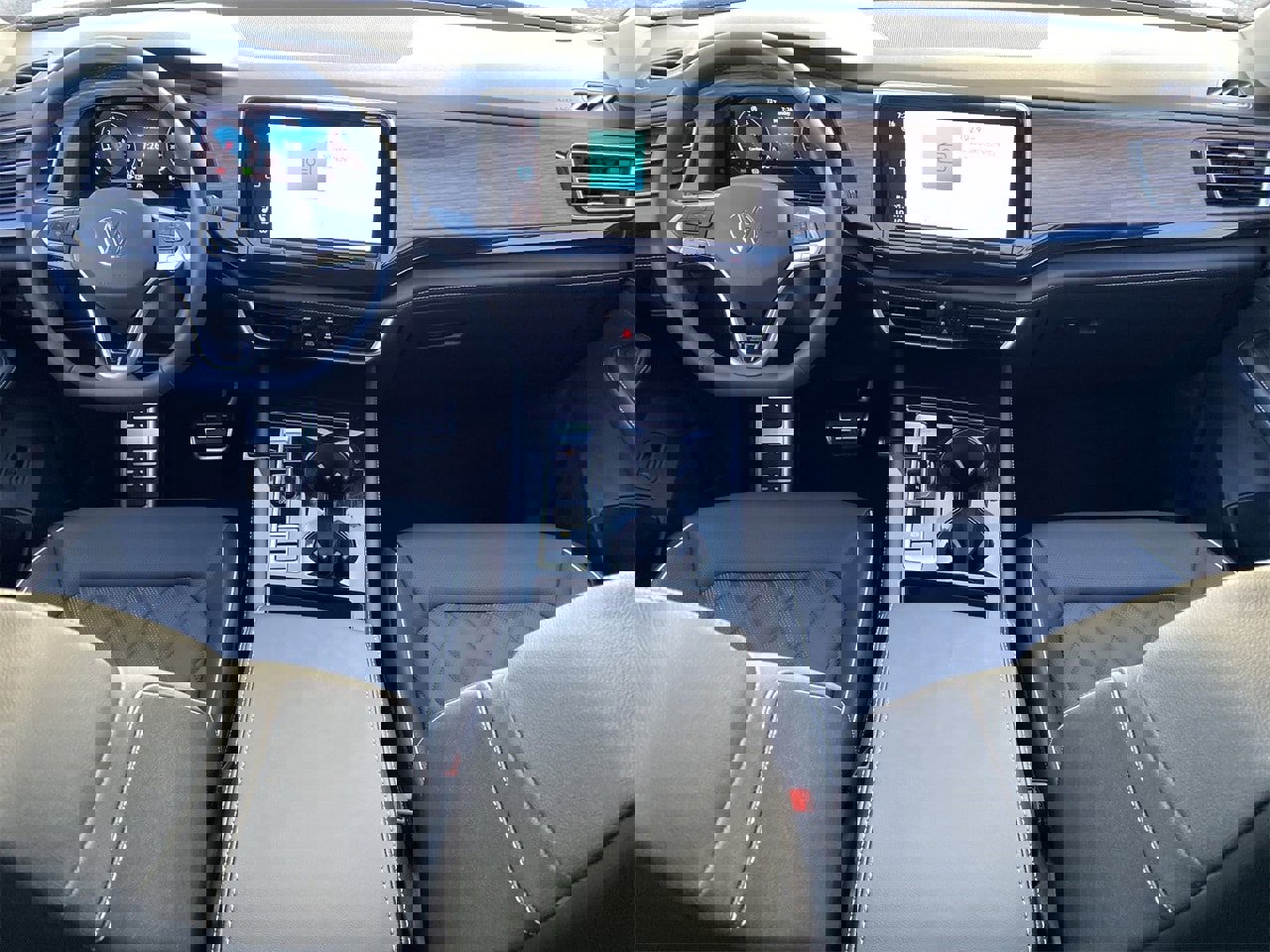 New 2026 Volkswagen Atlas SEL Premium R-Line image 11