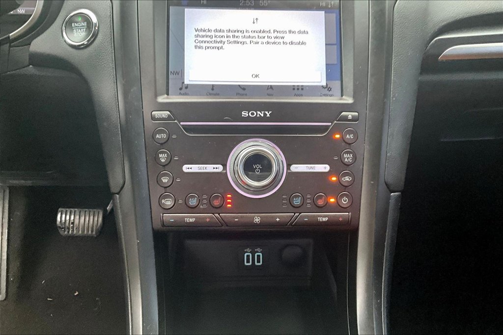 Used 2019 Ford Fusion Titanium AWD/4WD image 13