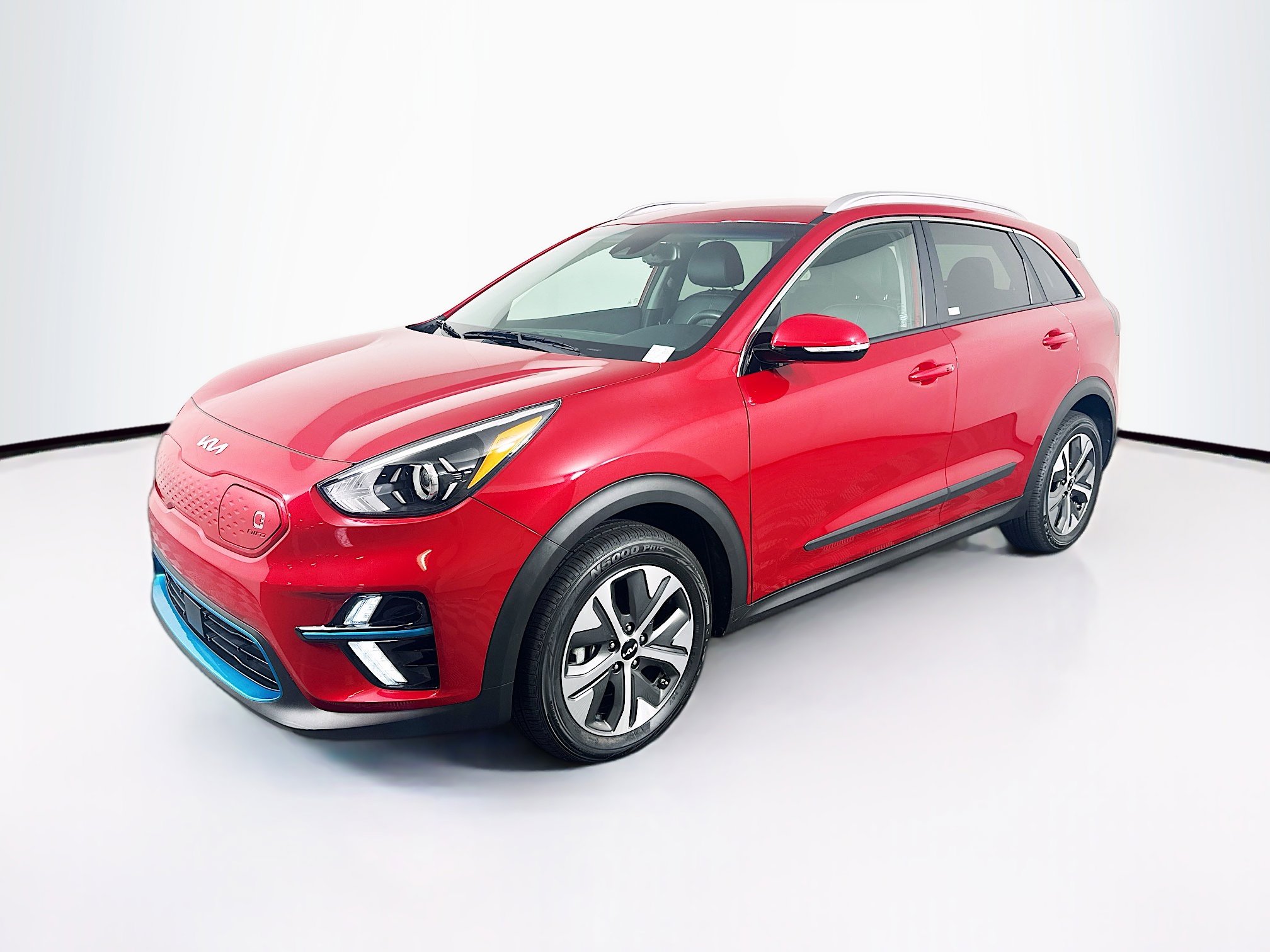 Used 2022 Kia Niro EX image 3