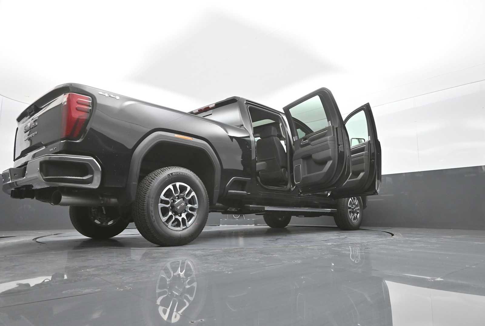 New 2026 GMC Sierra 2500 SLT w/ SLT Premium Package AWD/4WD image 49