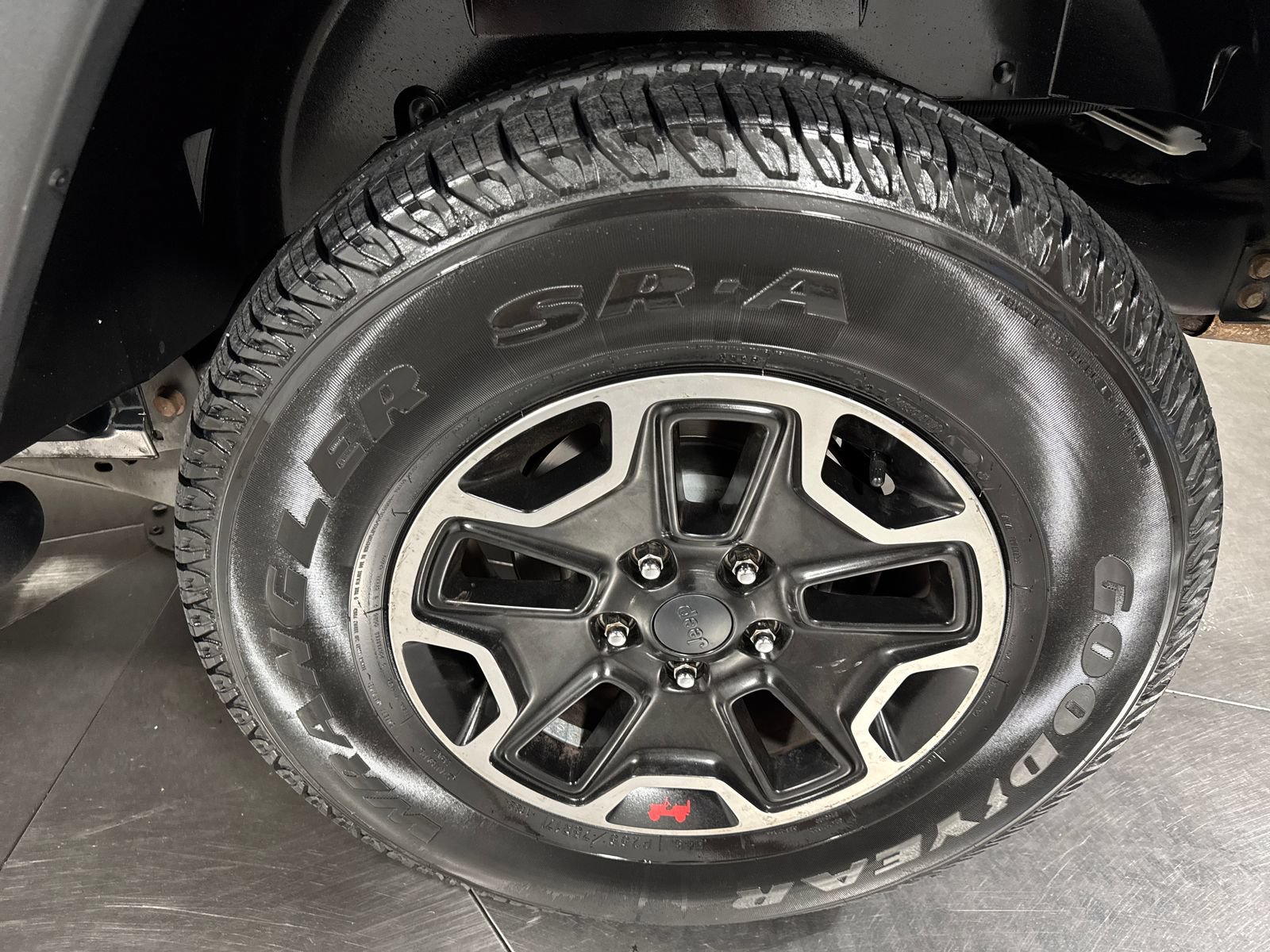 Used 2012 Jeep Wrangler Sport AWD/4WD image 12