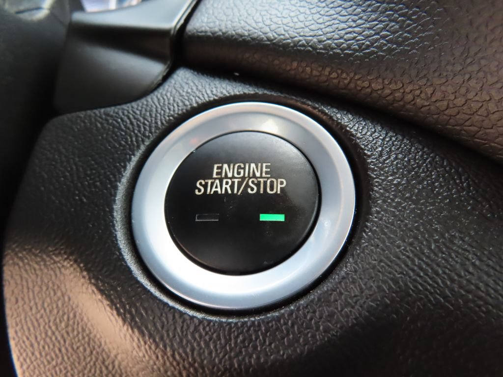 Used 2019 Chevrolet Equinox LT AWD/4WD image 13