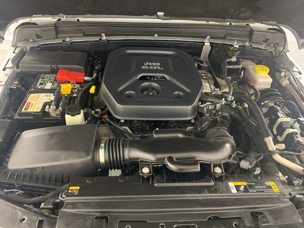 Used 2022 Jeep Wrangler Unlimited Rubicon w/ Xtreme Recon 35" Tire Package image 11