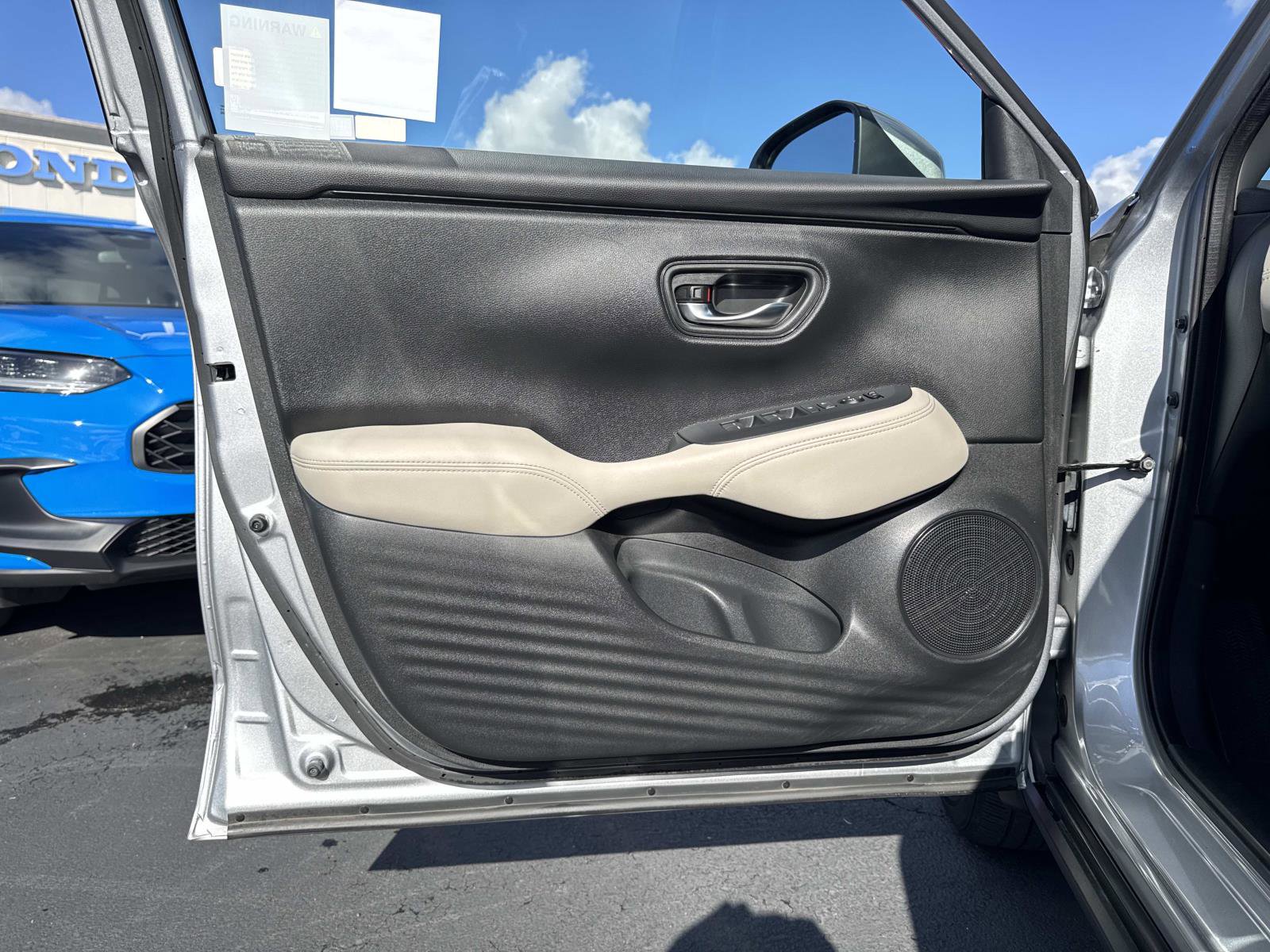 Certified 2023 Honda HR-V LX image 19