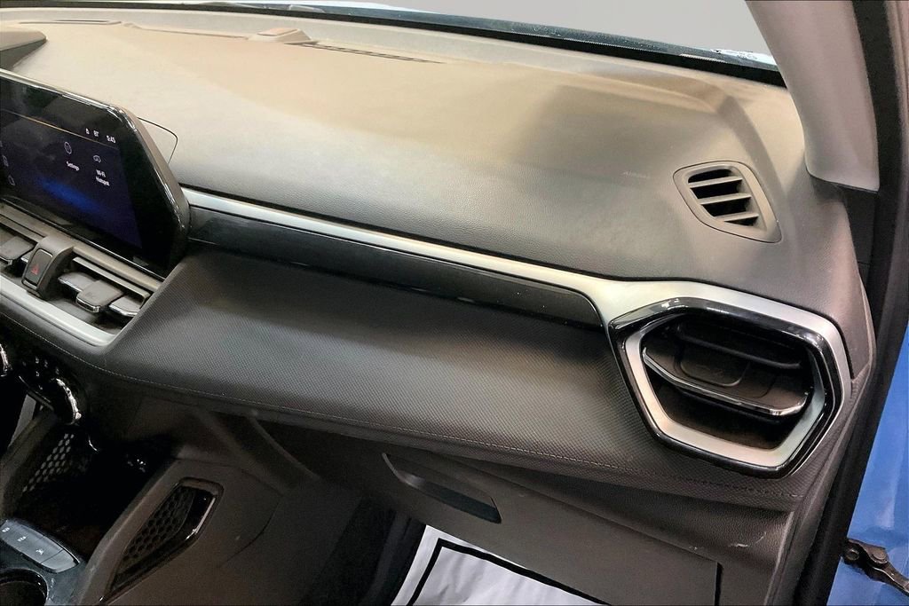 Used 2024 Chevrolet TrailBlazer LS FWD image 24