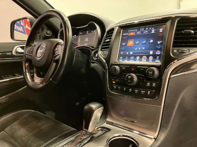 Used 2017 Jeep Grand Cherokee Trailhawk w/ Trailhawk Luxury Group AWD/4WD image 44