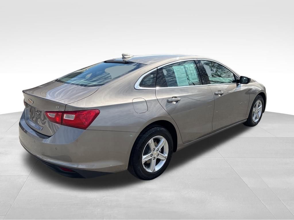 Used 2024 Chevrolet Malibu LT image 5