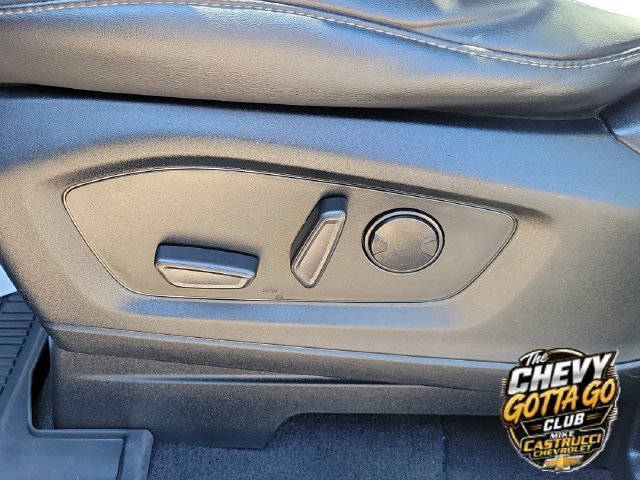 Used 2022 Ford Explorer XLT w/ Equipment Group 202A AWD/4WD image 22