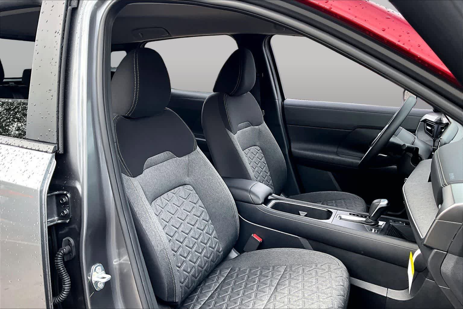 Certified 2026 Nissan Kicks SV FWD image 9