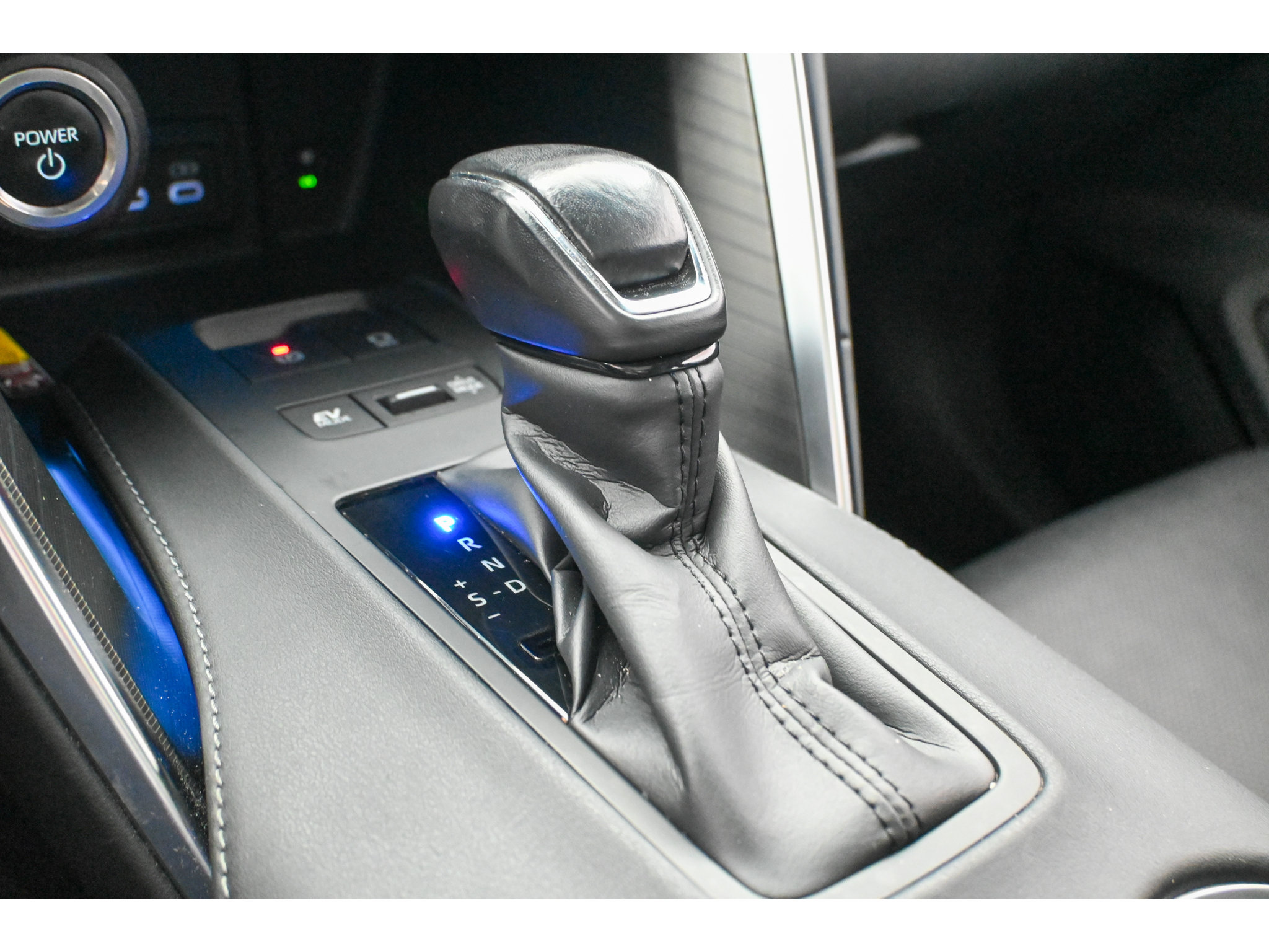 Used 2023 Toyota Venza Limited AWD/4WD image 37
