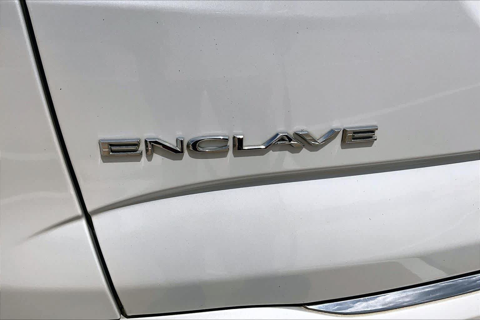 Used 2020 Buick Enclave Avenir w/ Avenir Technology Package FWD image 10