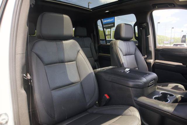 Used 2023 Chevrolet Suburban RST AWD/4WD image 27