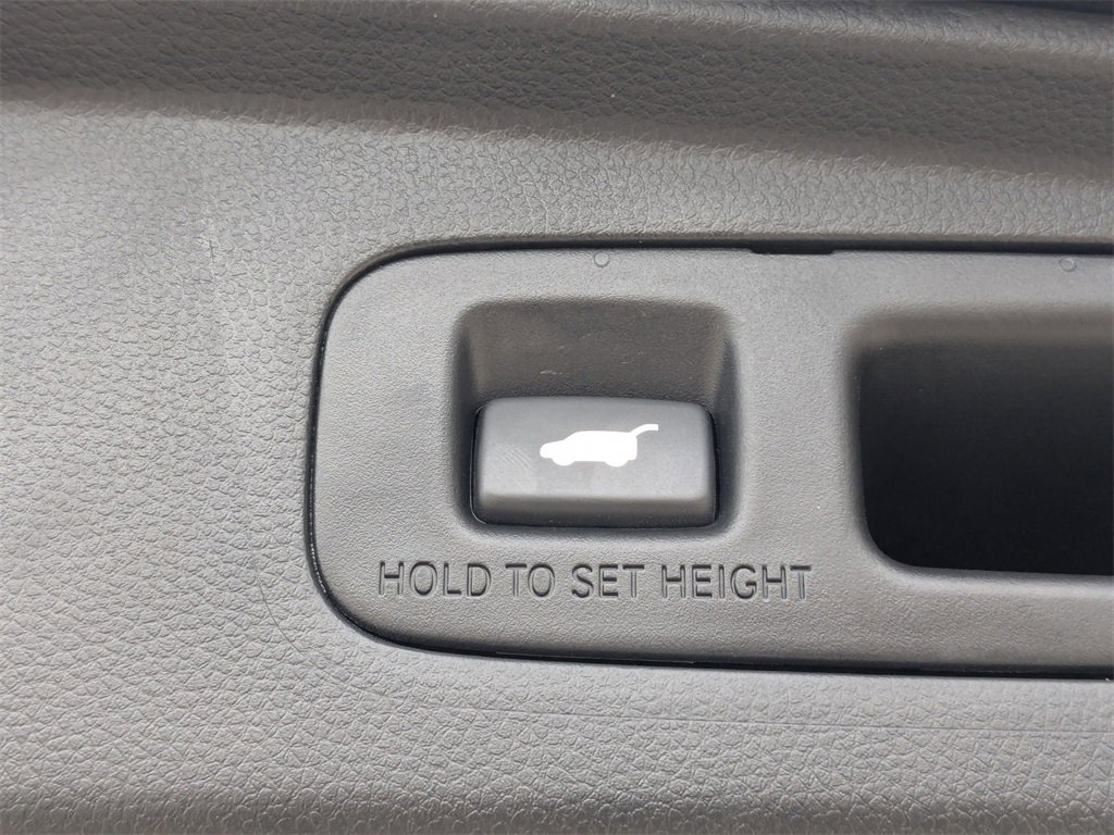 Used 2025 Honda CR-V EX-L image 31