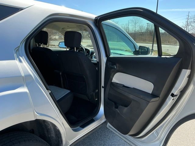 Used 2014 Chevrolet Equinox LS image 18