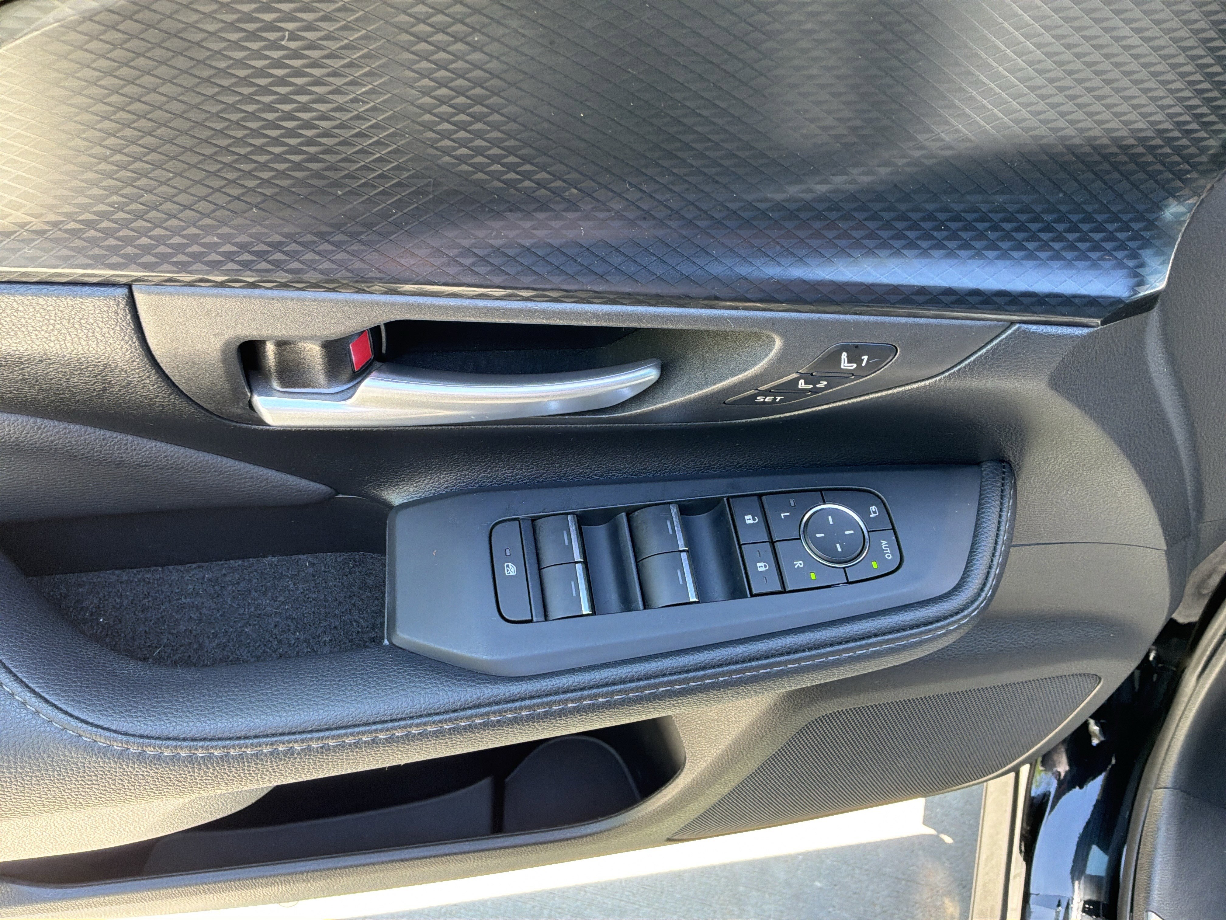Used 2024 Toyota Grand Highlander AWD Hybrid image 15
