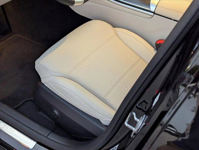 New 2025 Mercedes-Benz C 300 Sedan image 4