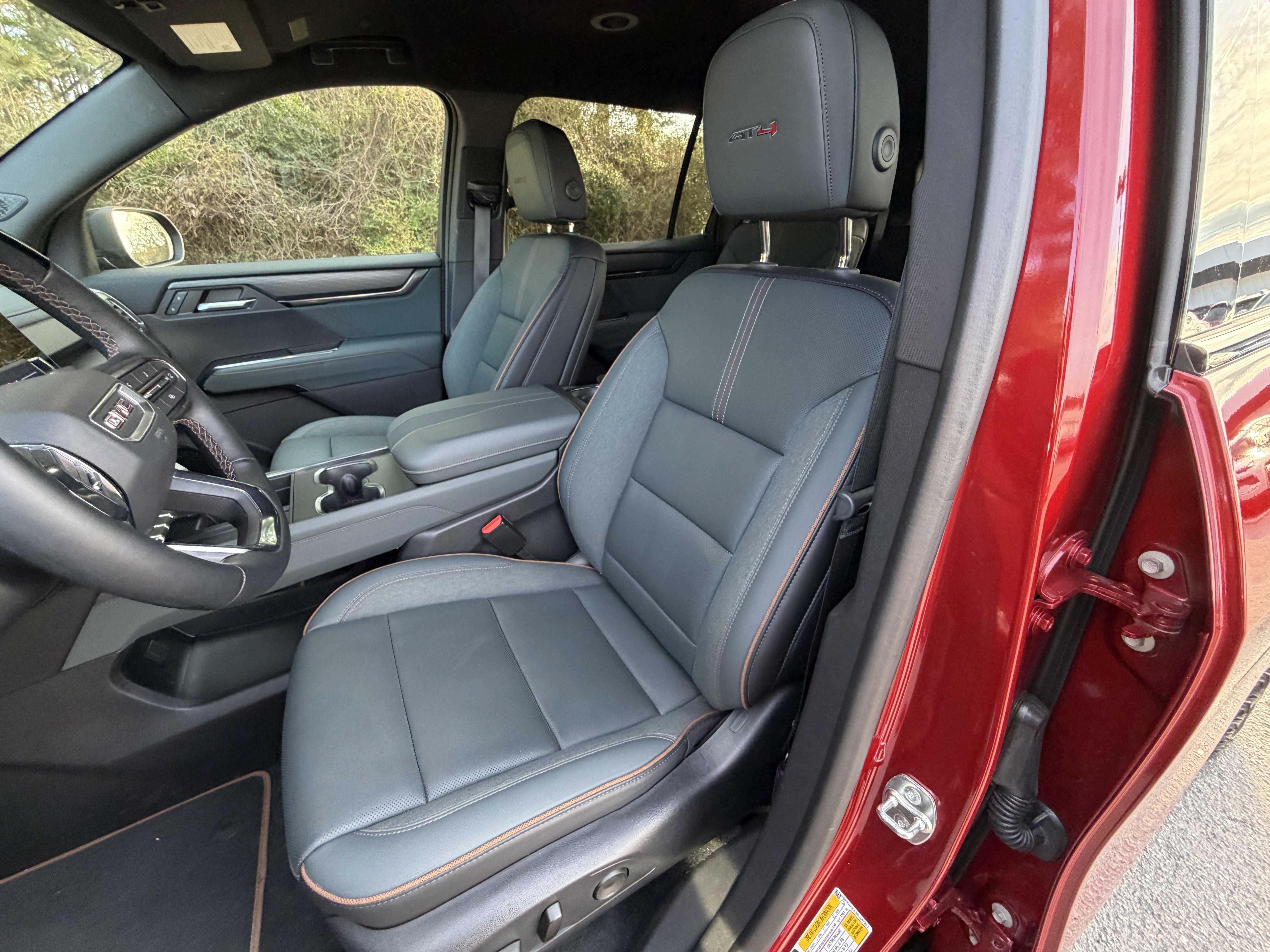 Used 2024 GMC Acadia AT4 w/ Super Cruise Package image 14