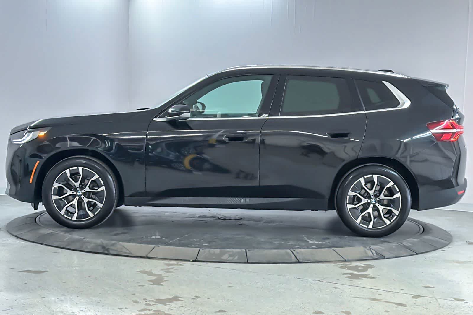 Used 2026 BMW X3 xDrive30i w/ Convenience Package AWD/4WD image 5