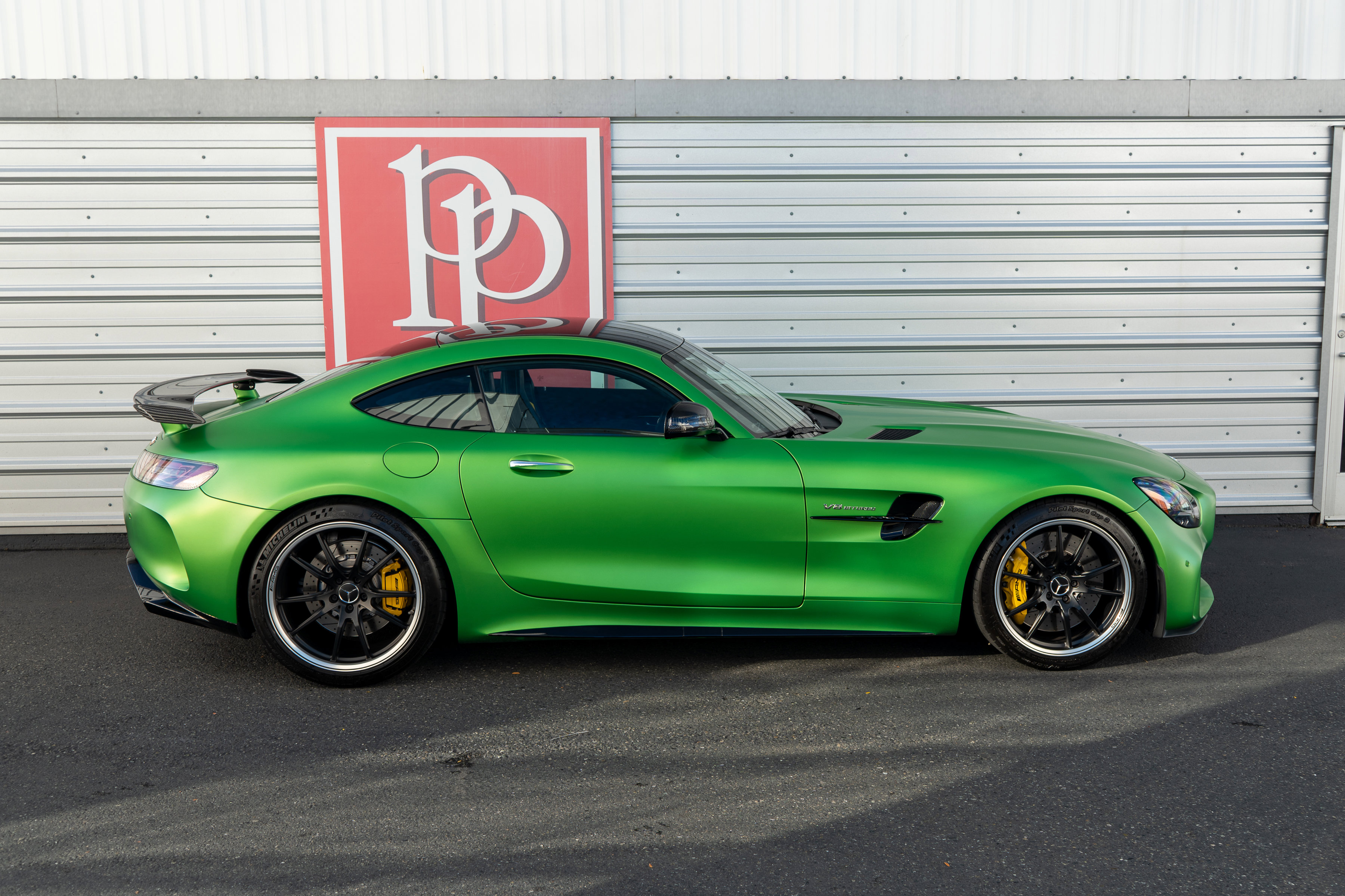 Used 2020 Mercedes-Benz AMG GT R image 57