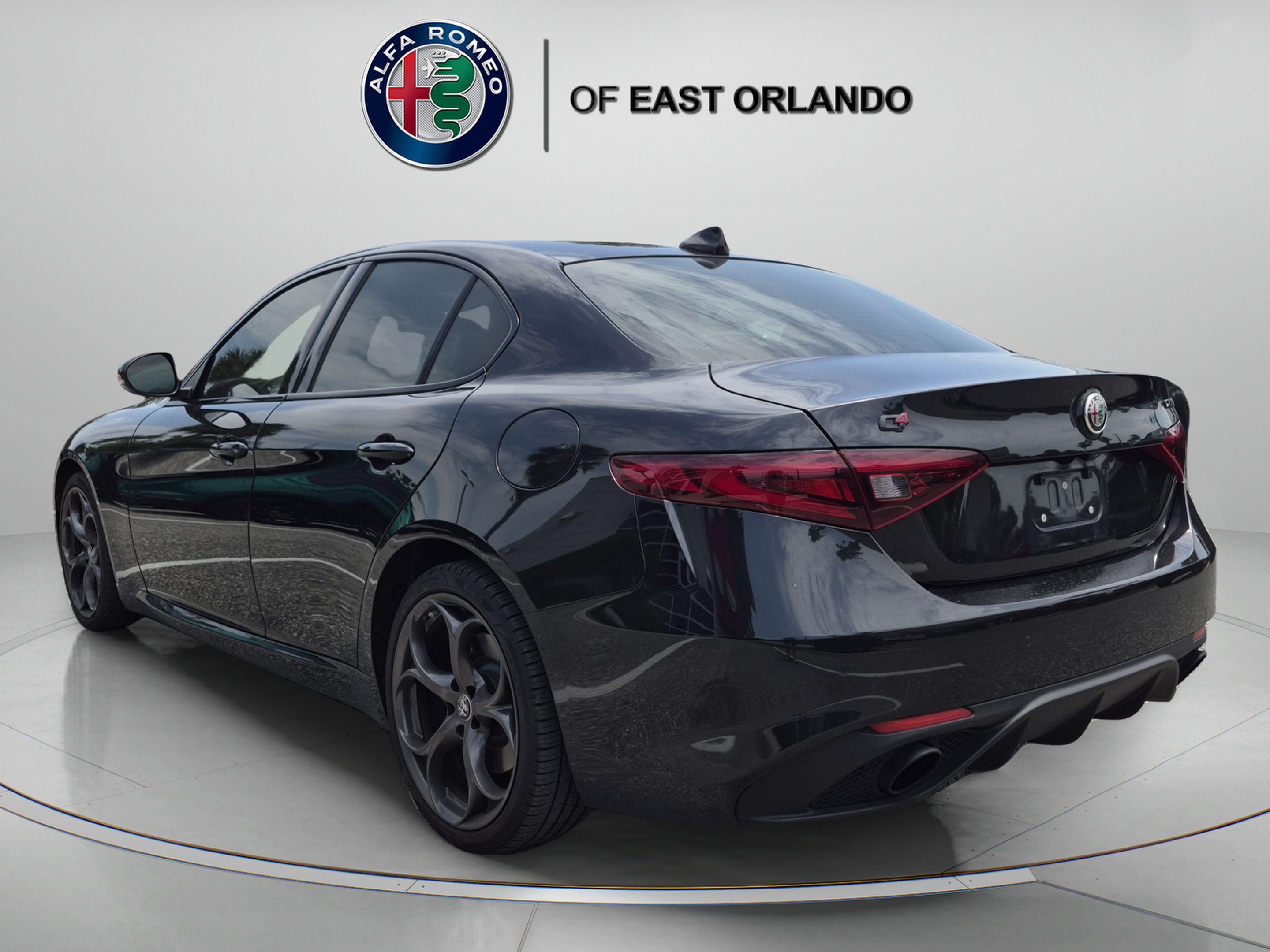 Used 2021 Alfa Romeo Giulia Ti Sport AWD/4WD image 5