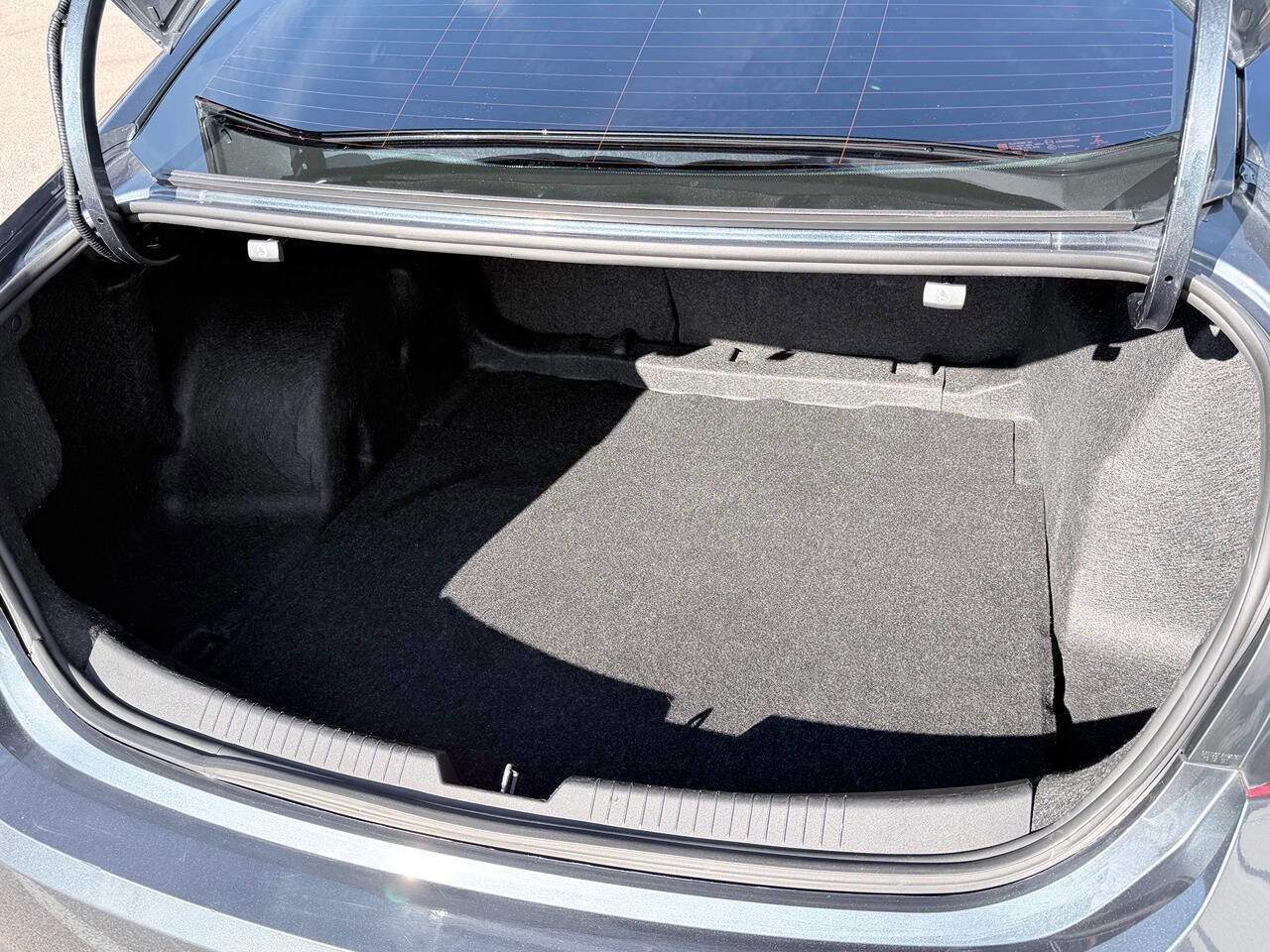 Used 2021 Chevrolet Malibu LT image 6