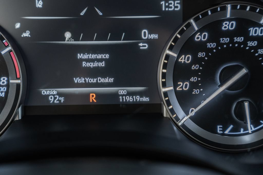 Used 2022 Toyota Highlander XSE AWD/4WD image 40