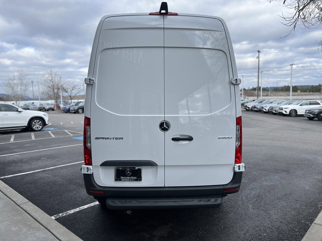 Used 2024 Mercedes-Benz Sprinter 144 Cargo image 7