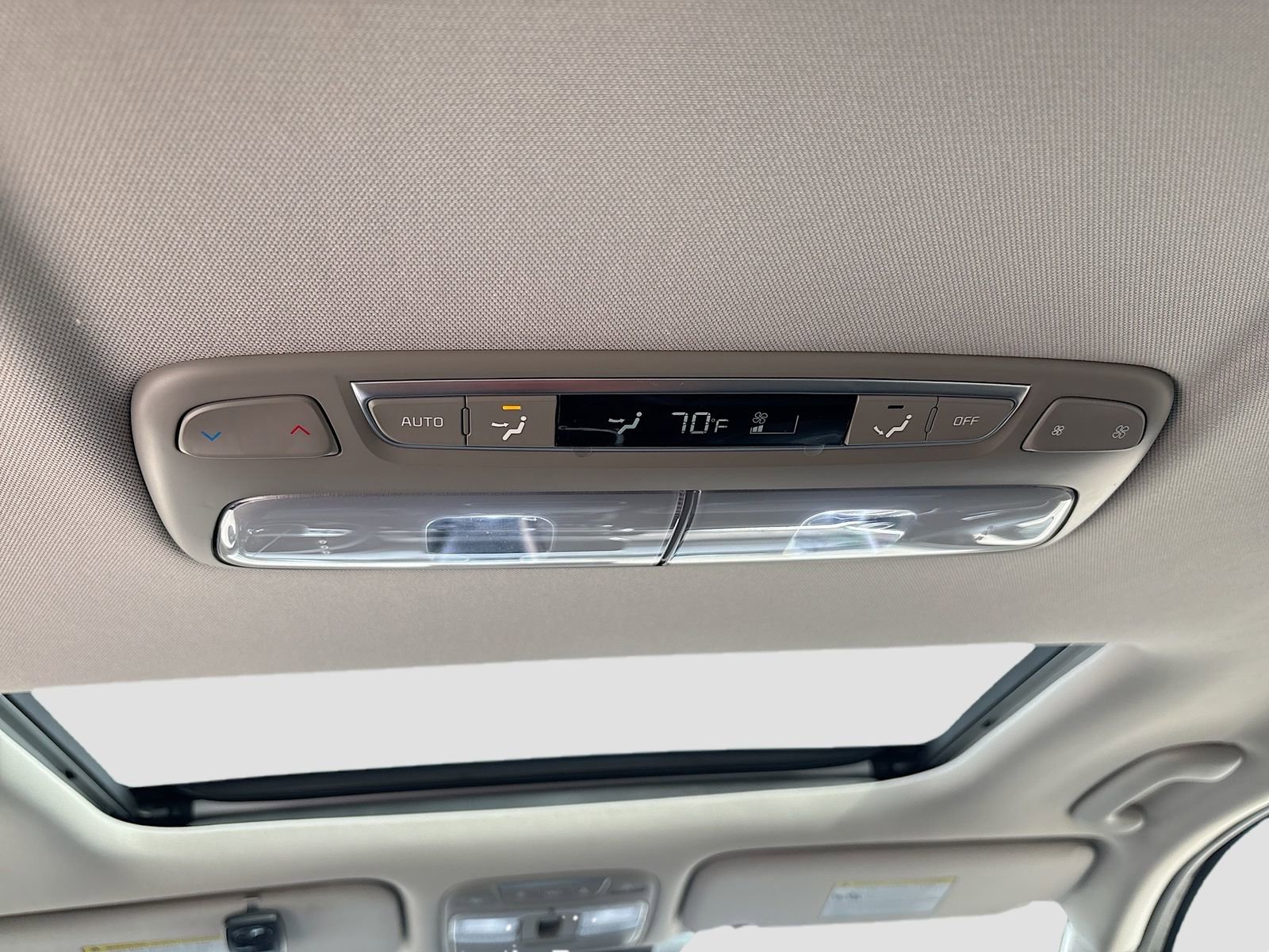 Used 2022 Kia Telluride EX w/ EX Premium Package image 27