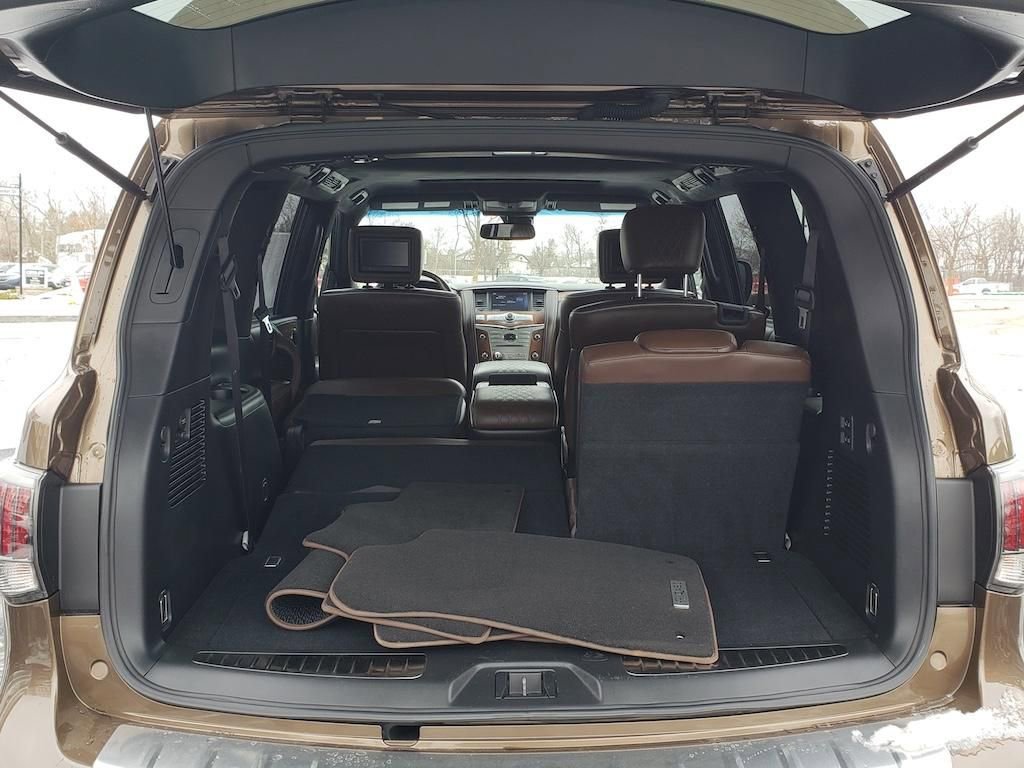 Used 2015 INFINITI QX80 4WD w/ Limited Package image 10