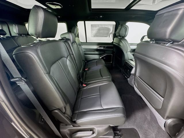 New 2026 Jeep Grand Wagoneer Limited image 32