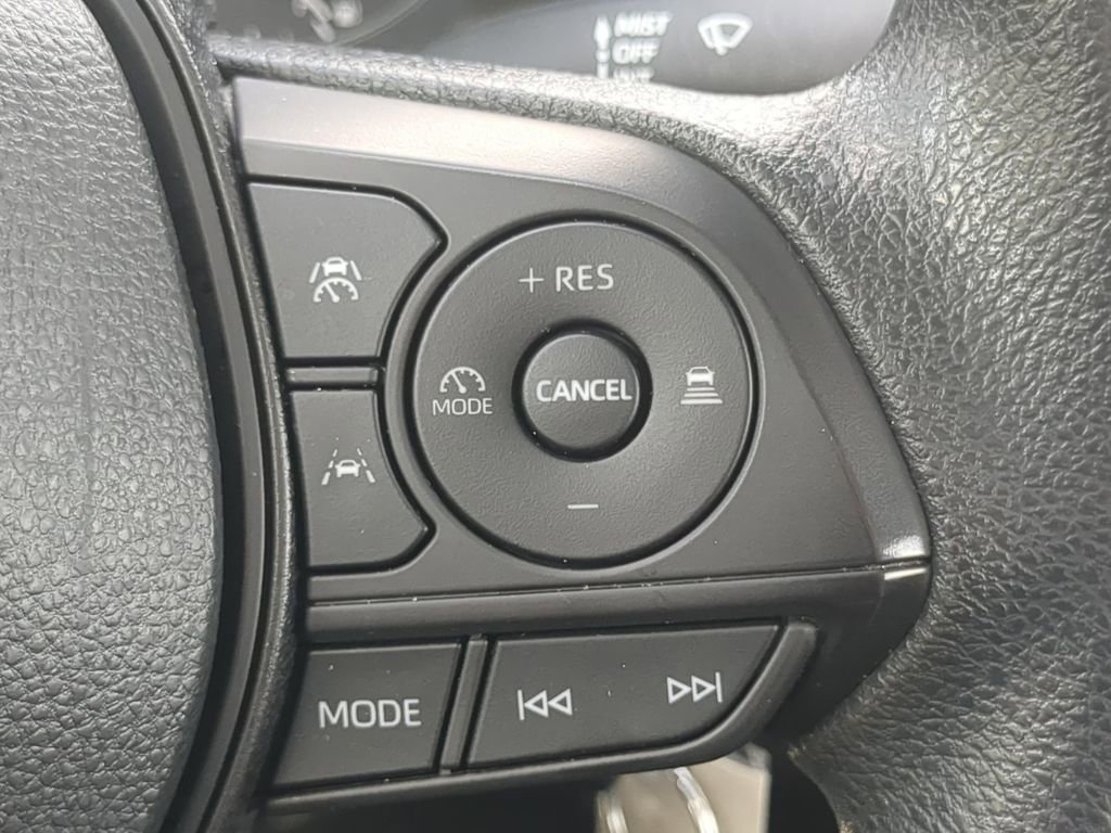 Used 2023 Toyota Corolla LE FWD image 20