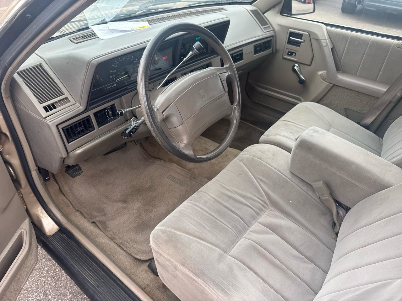 Used 1995 Oldsmobile Cutlass Ciera SL image 9