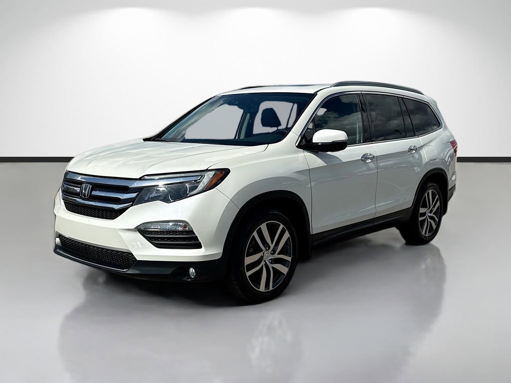 Used 2017 Honda Pilot Elite image 4