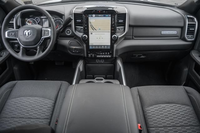 New 2026 RAM 3500 Big Horn AWD/4WD image 31