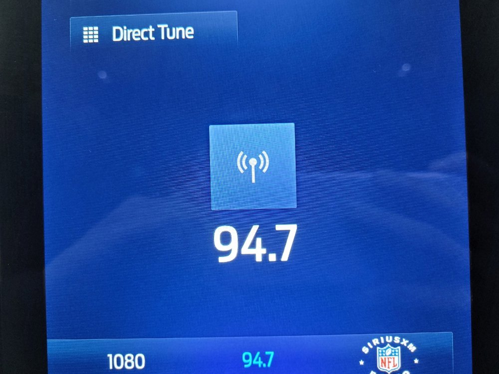 Used 2020 Ford Explorer ST w/ Premium Technology Package image 25