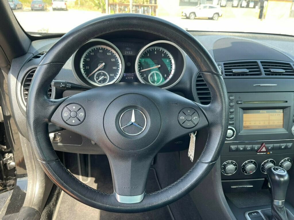 Used 2009 Mercedes-Benz SLK 350 image 19